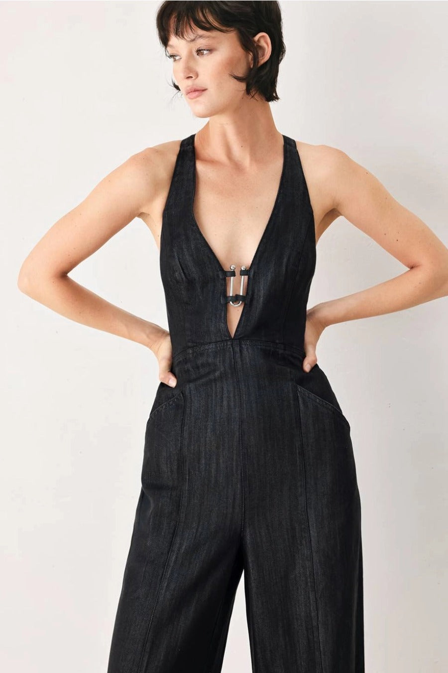 A Solid Woven Jumpsuit