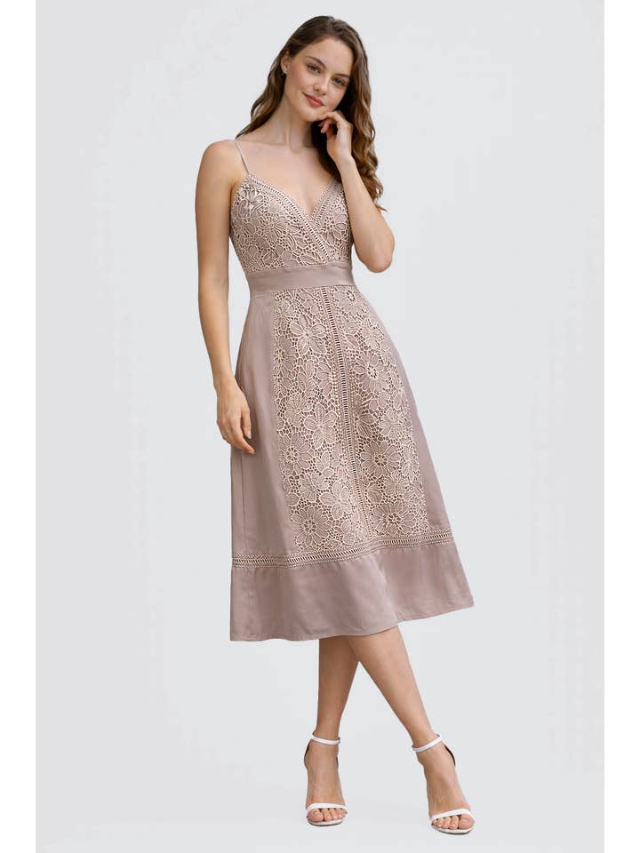Romantic Lace Panel Midi Dress - Light Gray