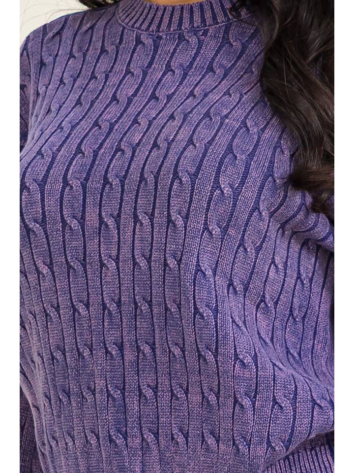 Long sleeve cable knit sweater - Purple - Knit detail
