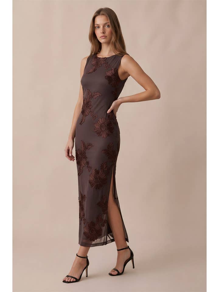 B. Right Apparel 3D Floral Mesh Midi Dress - Gallery 3