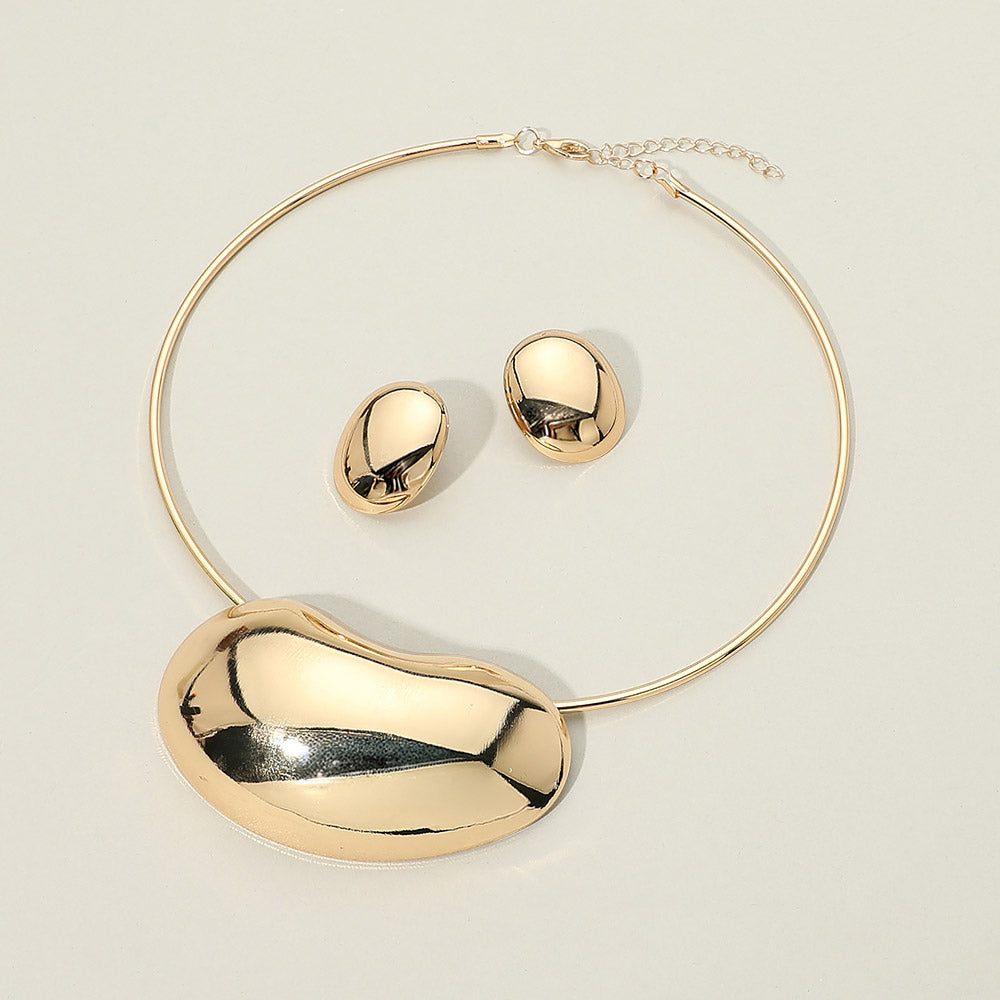 Sculptural Pendant Choker and Earring Set - Gold