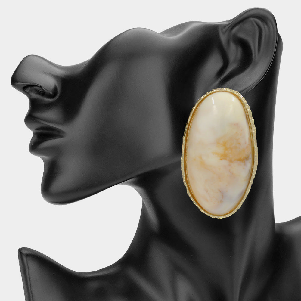 Sculpted Frame Oval Statement Earrings - Gold / Ivory